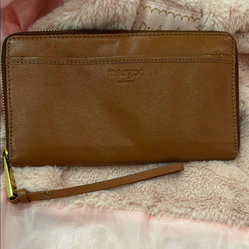Mango Brown Leather Wristlet Wallet